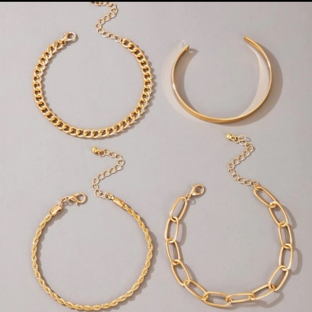 2/20$ Gold Bangle & Chainlink Bracelets 4 Pack - Picture 4 of 11